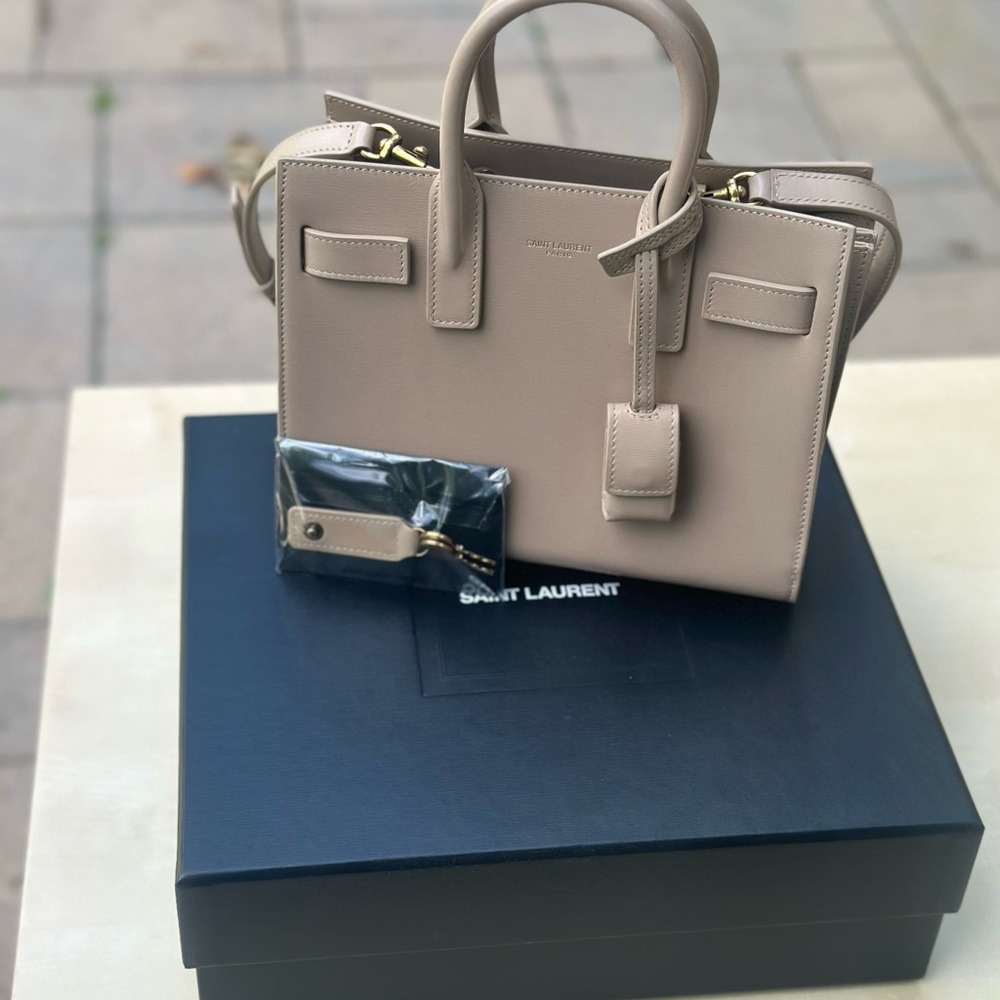 Sac du jour nano in smooth leather COLOR vintage white LATEST YSL COLLECTION